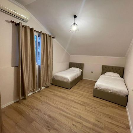 City Center Apartment Тирана Экстерьер фото