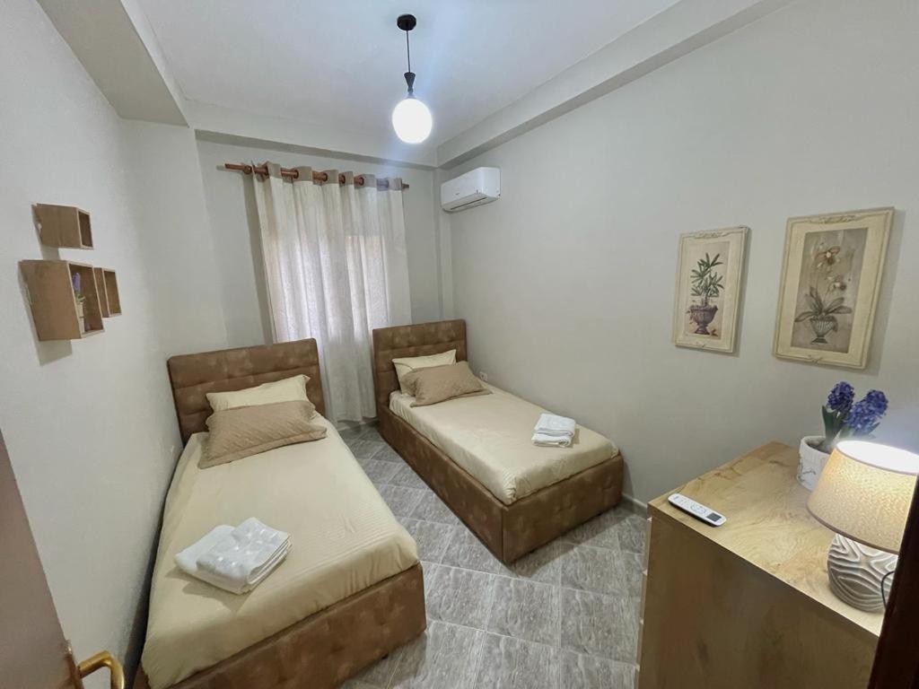 City Center Apartment Тирана Экстерьер фото