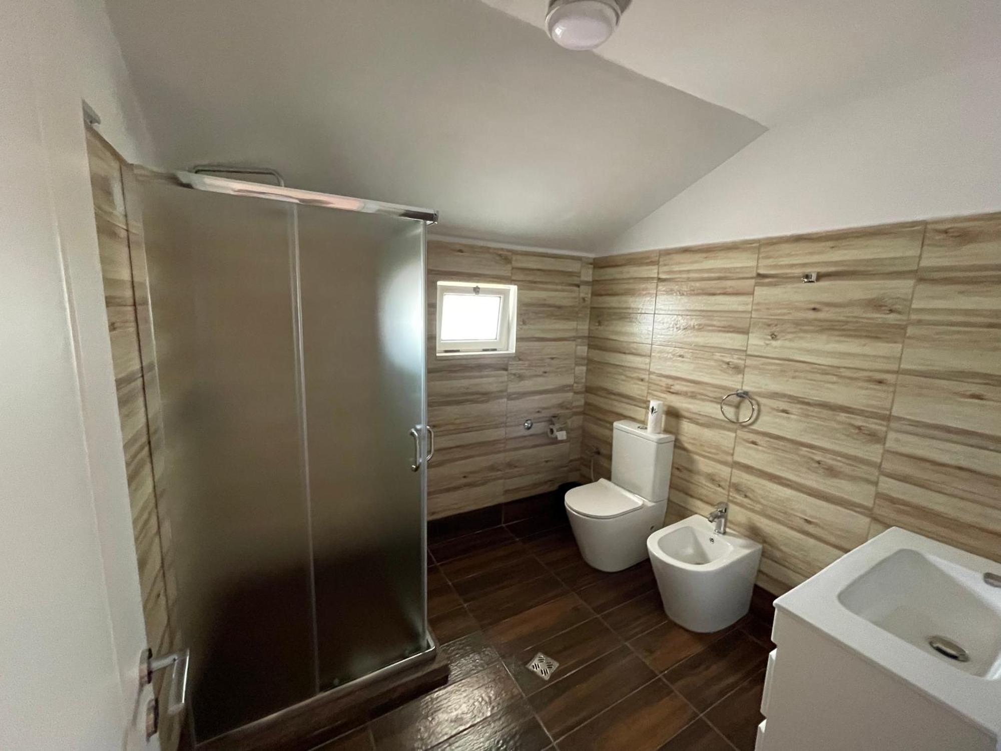City Center Apartment Тирана Экстерьер фото